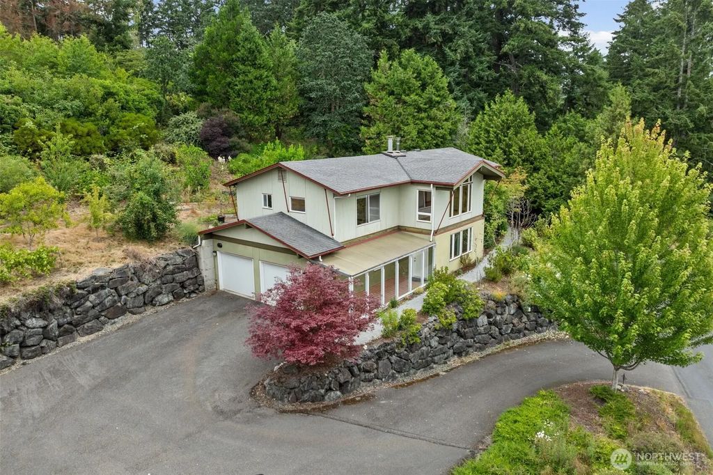309 129th Street East Avenue, Tacoma