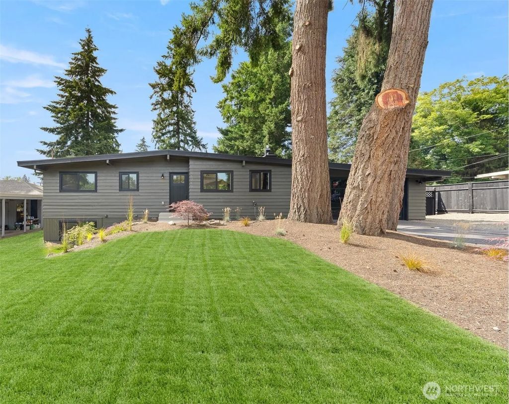16719 Se 4th Place, Bellevue