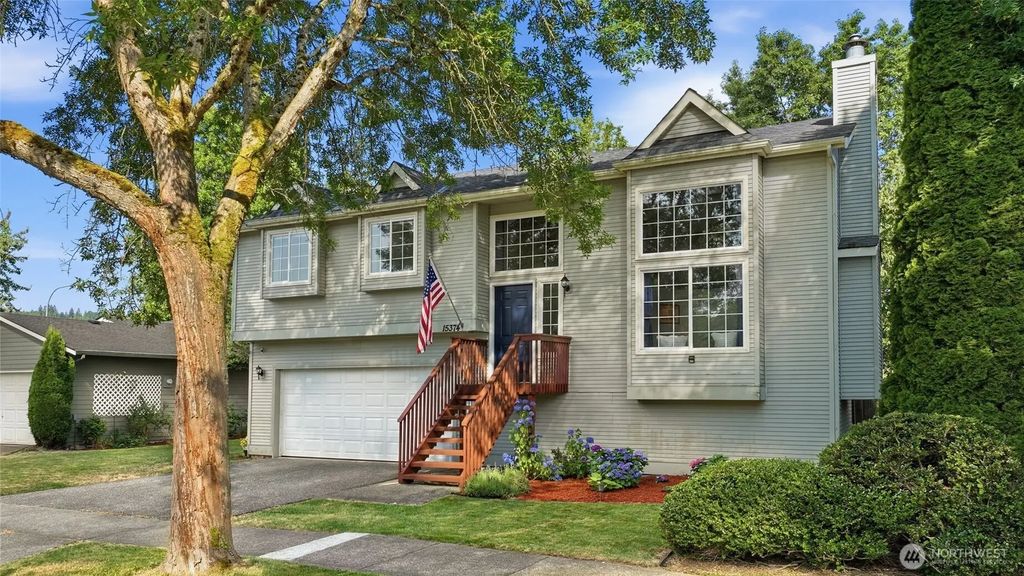 15374 Heintz Avenue Se, Monroe