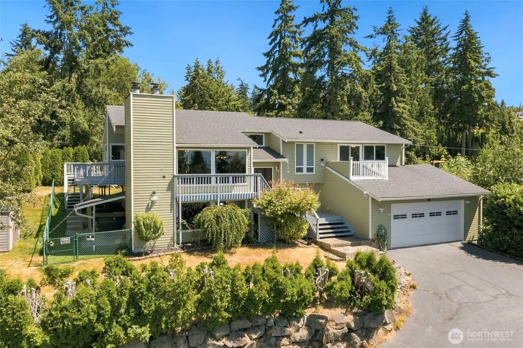 10129 63rd Place W, Mukilteo
