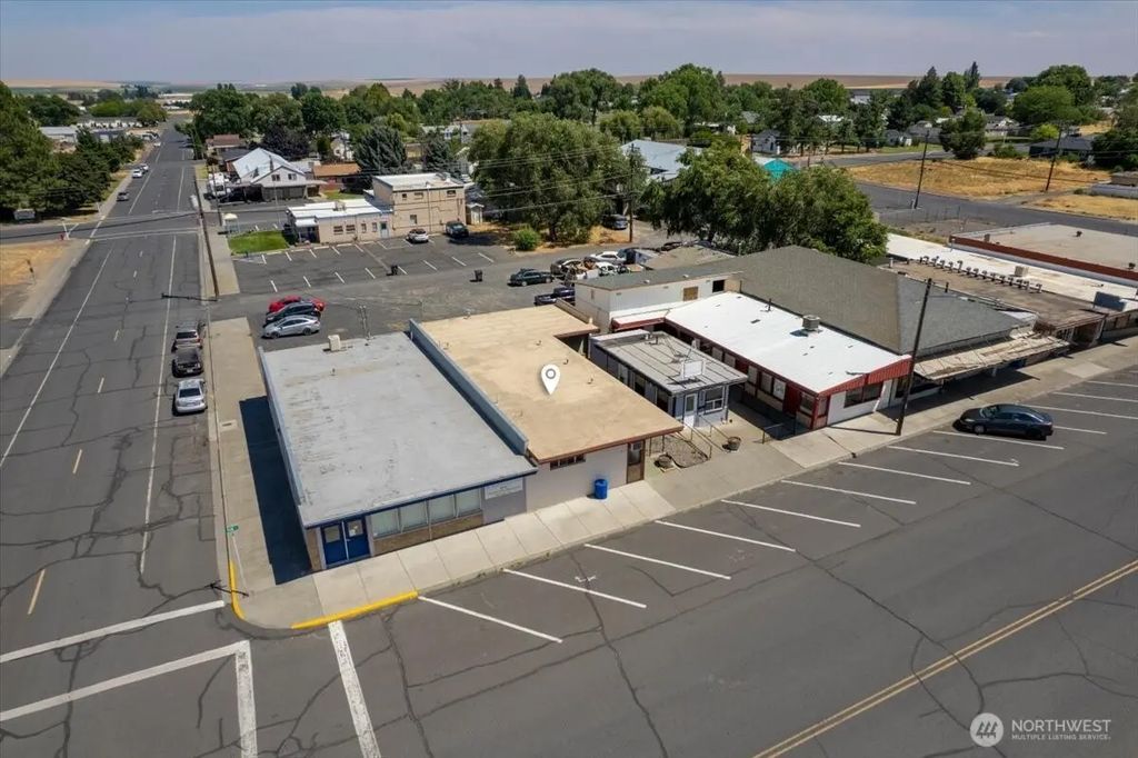 202 S Main Street, Warden