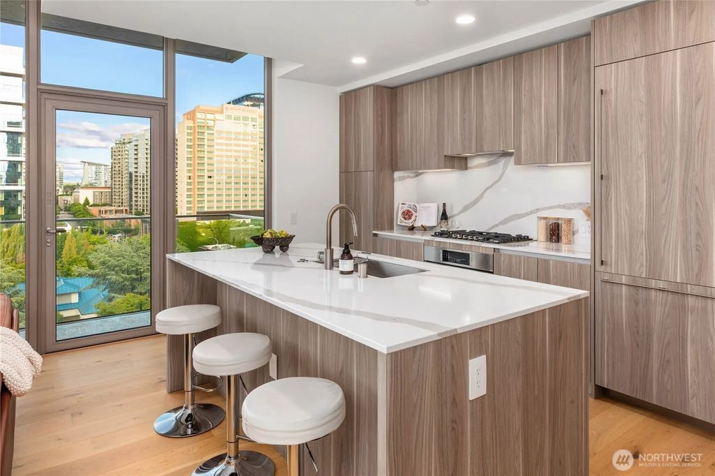 10232 Ne 10th Street 707, Bellevue