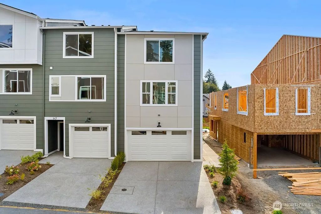 16823 Alder Way H8, Lynnwood