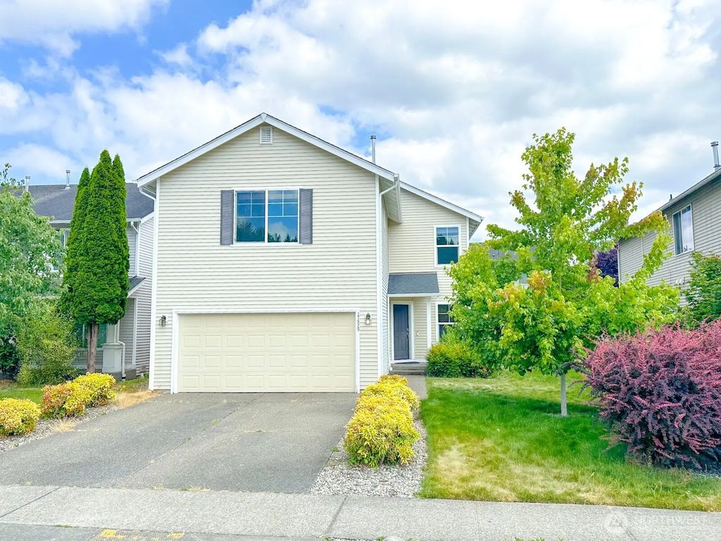 17929 Silver Creek Avenue E, Puyallup