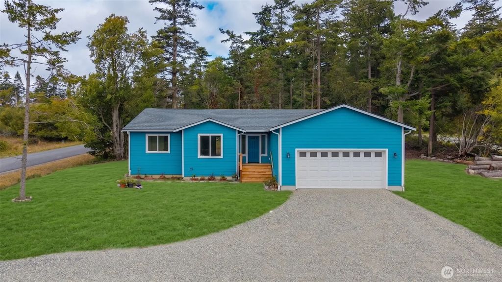660 El Pozo Street, Coupeville