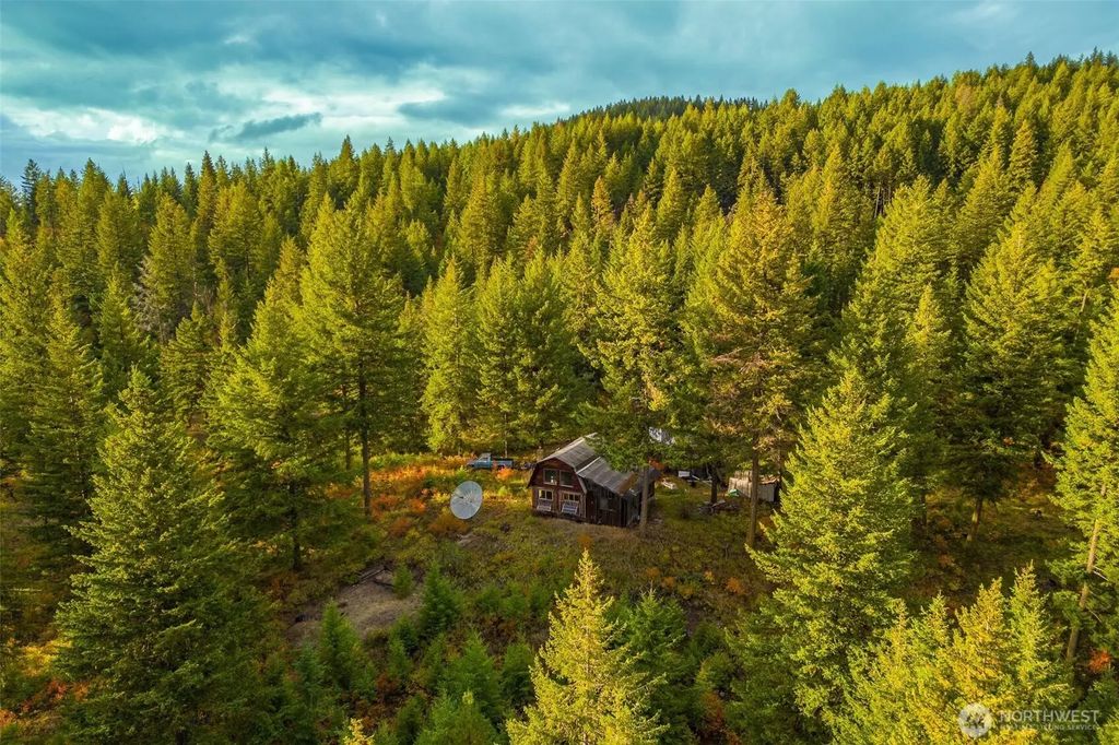 2518 A Bodie Mountain Road, Colville