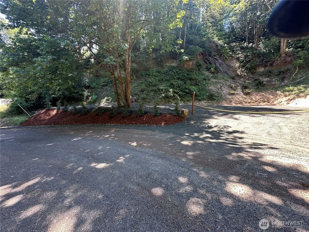 Twanoh Place, Belfair