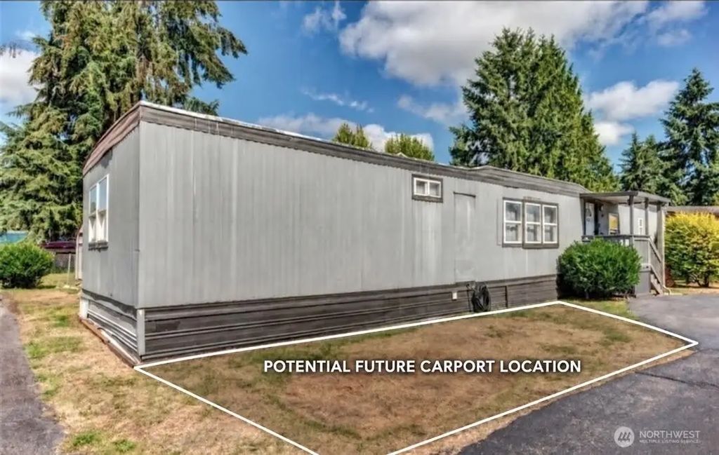 11622 Silver Lake Road 73, Everett