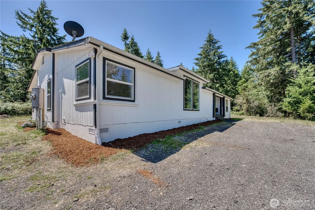 1208 205th Avenue Ct Sw, Lakebay