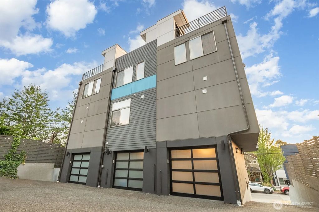 206 22nd Avenue C, Seattle