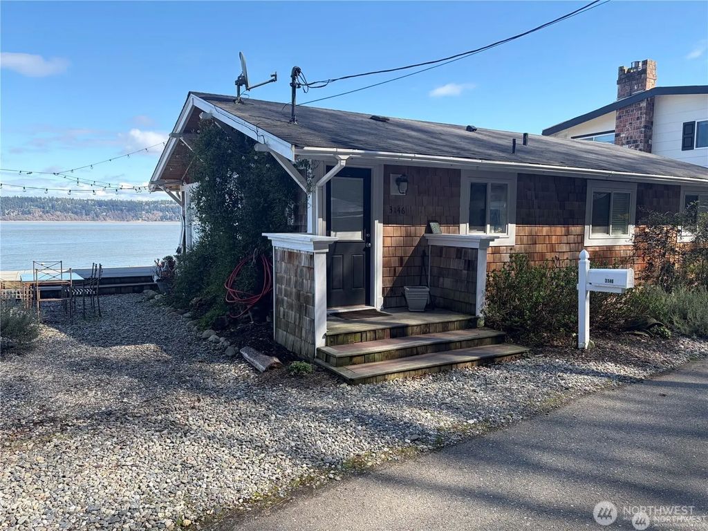 3151 Shoreline Drive, Camano Island