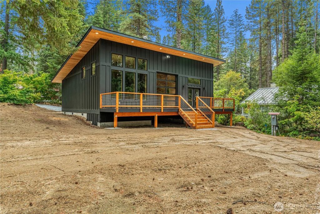 22401 Shetland Road, Leavenworth