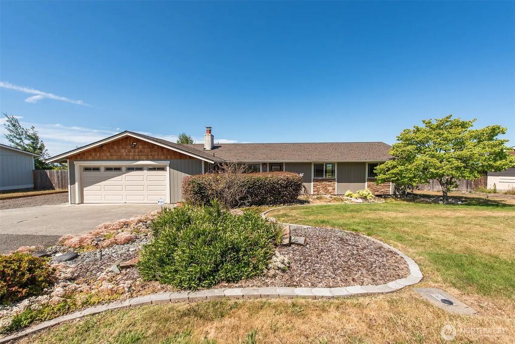 408 W Eunice Street, Sequim