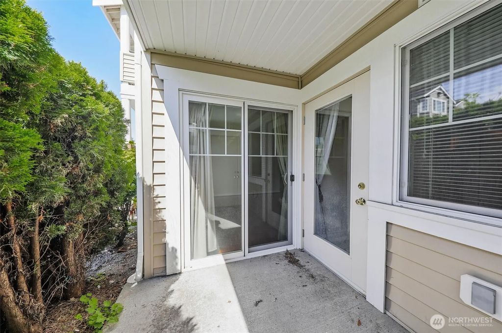 13405 97th Avenue E 107, Puyallup