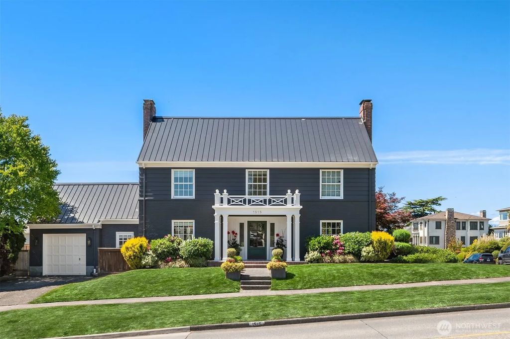 1515 28th Avenue W, Seattle