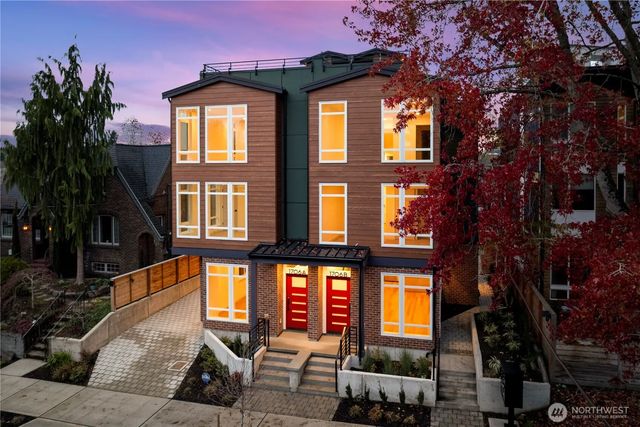 1706 B N 47th Street, Seattle