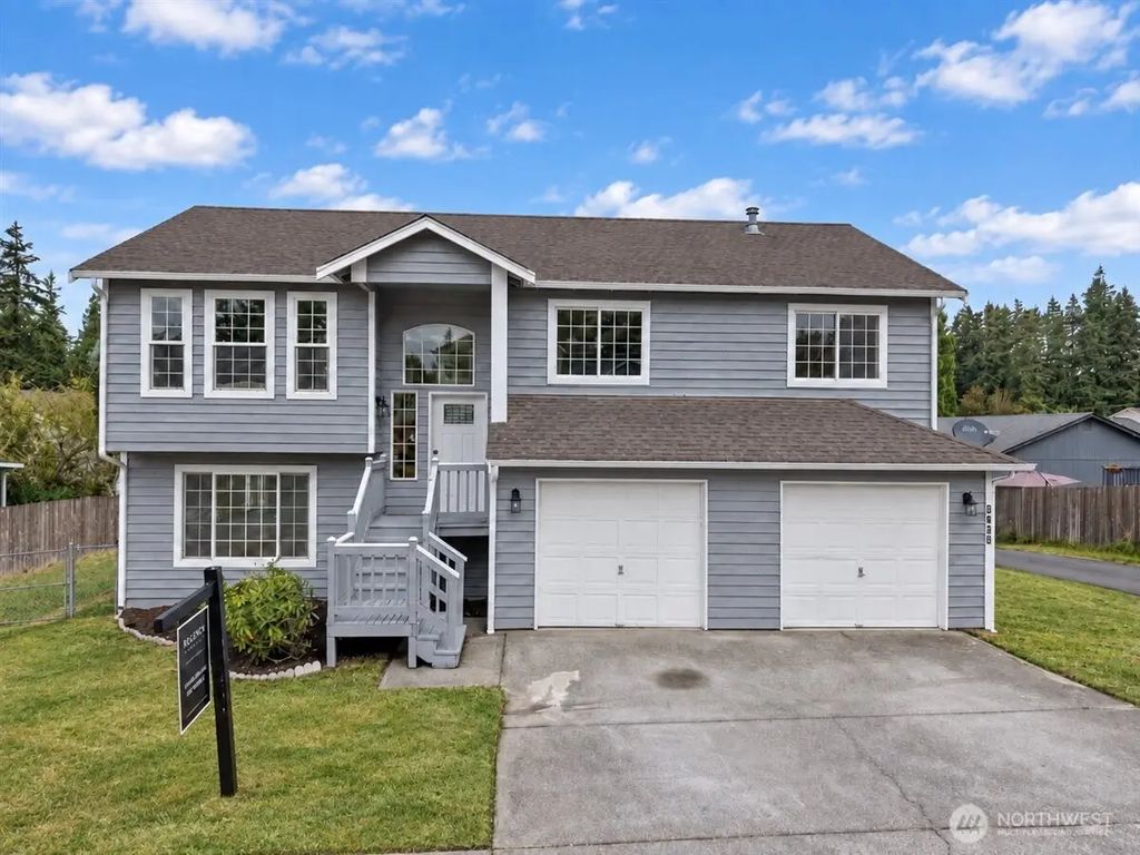2956 Lowren Loop, Port Orchard