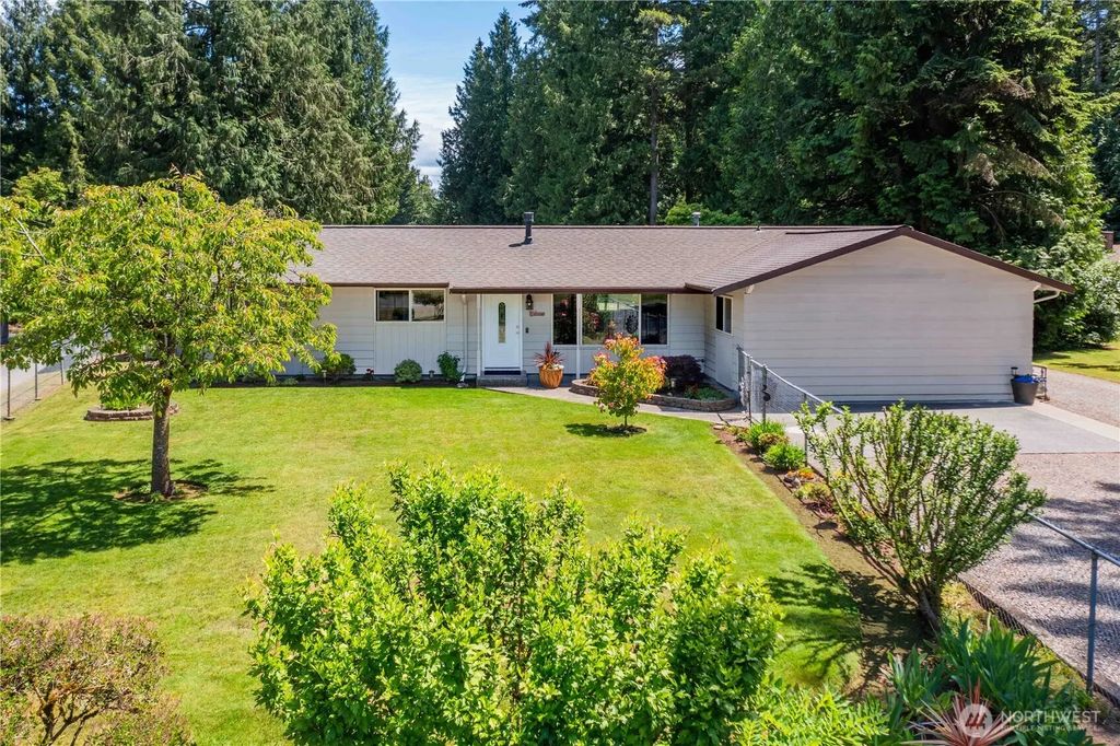7380 Woodland Road, Ferndale