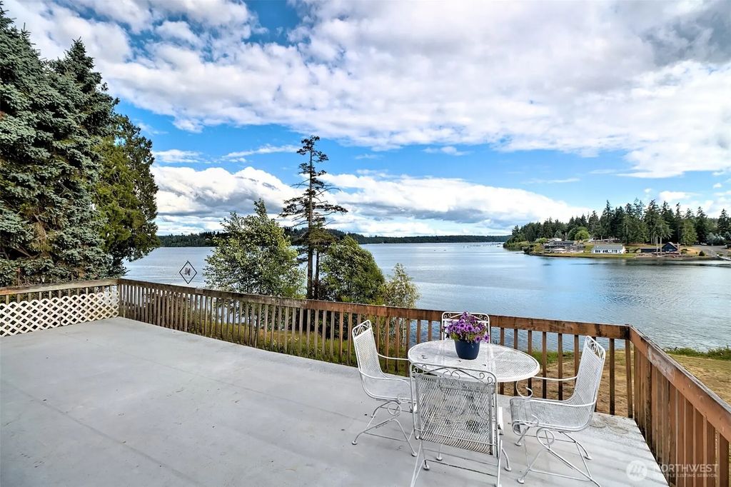 220 Se Sells Drive, Shelton