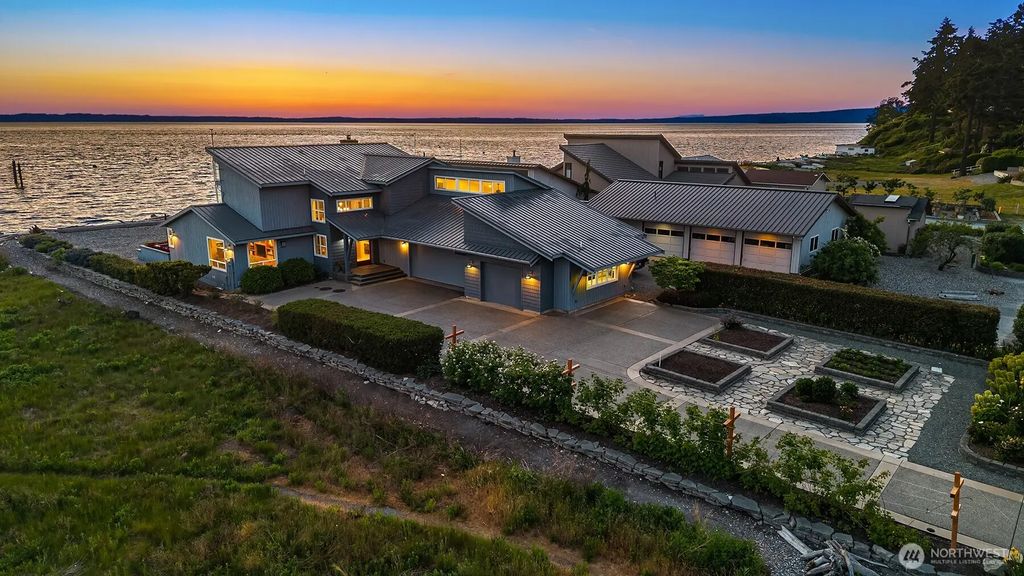 309 Seascape Drive, Camano Island