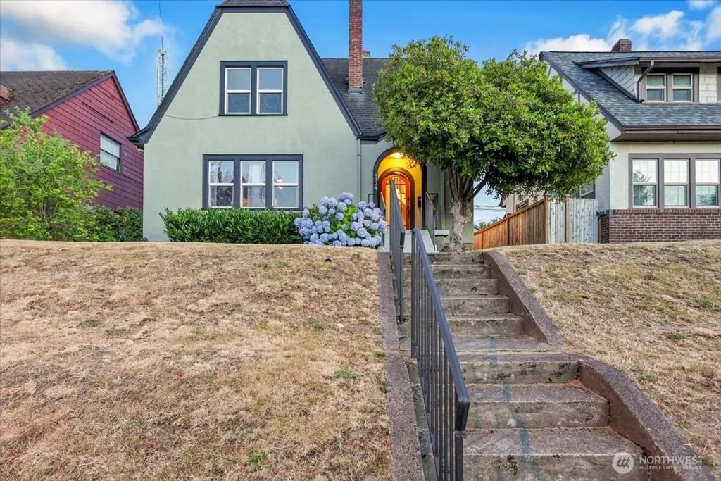 4124 6th Avenue, Tacoma