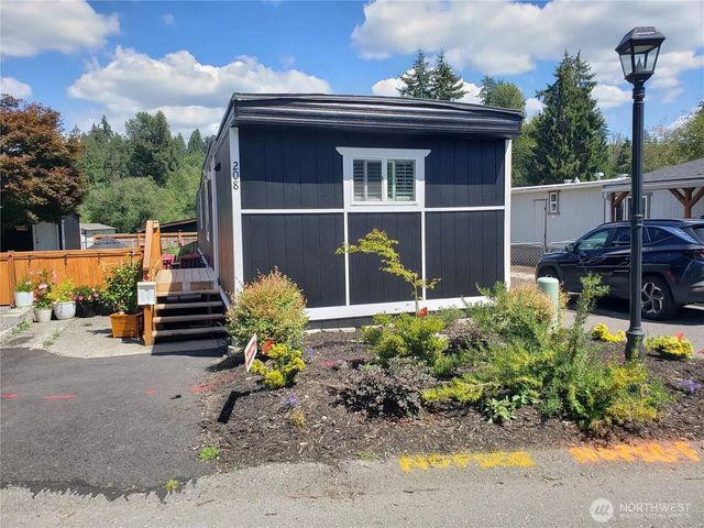 31108 3rd Avenue 208, Black Diamond