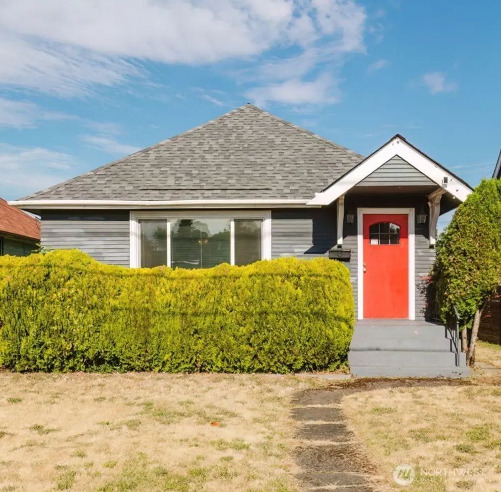 1108 Warren Avenue, Bremerton