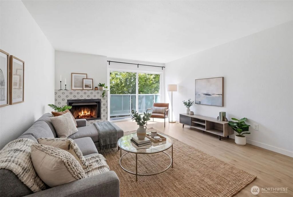 8800 20th Avenue Ne B202, Seattle
