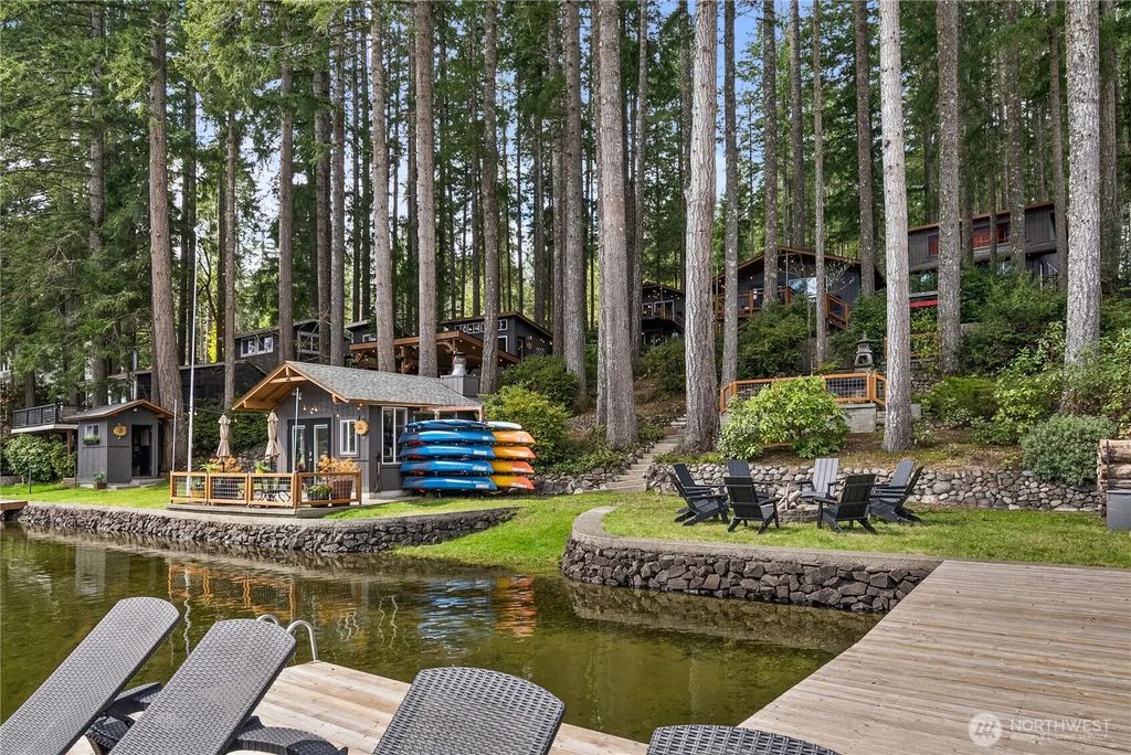 5540 & 5550 E Mason Lake Drive W, Grapeview