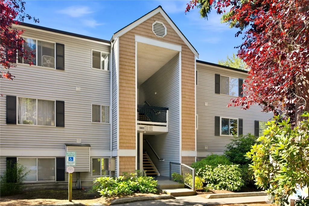 1003 156th Avenue Ne 308, Bellevue