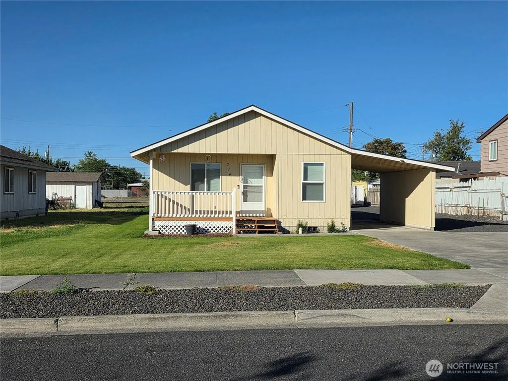 714 S Michael Street, Moses Lake