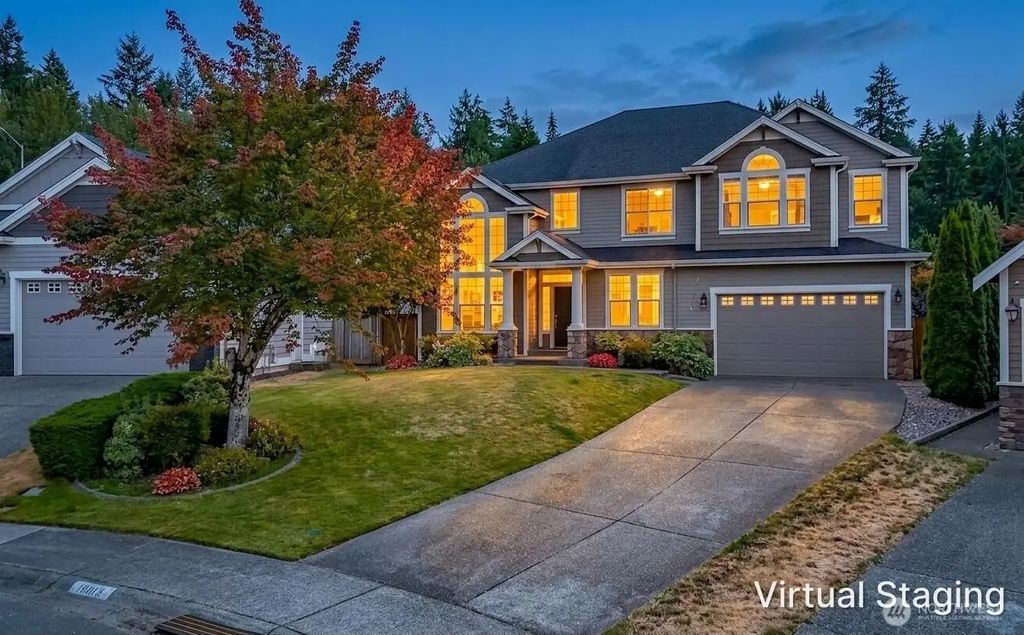 18013 121st Avenue E, Puyallup