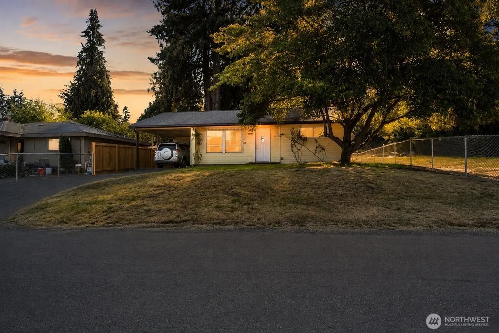 10406 55th Avenue S, Seattle