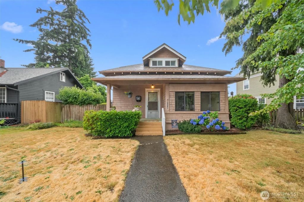 1114 N Prospect Street, Tacoma