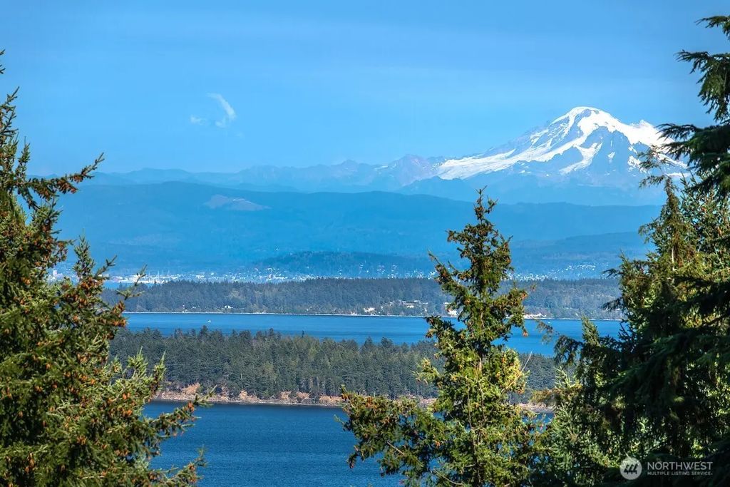 306 Windfall Lane, Orcas Island