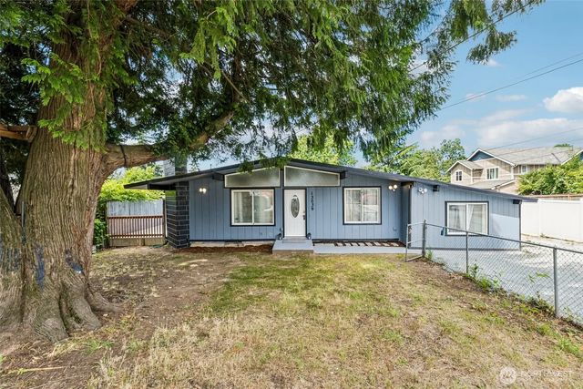 13039 24th Avenue S, Seattle