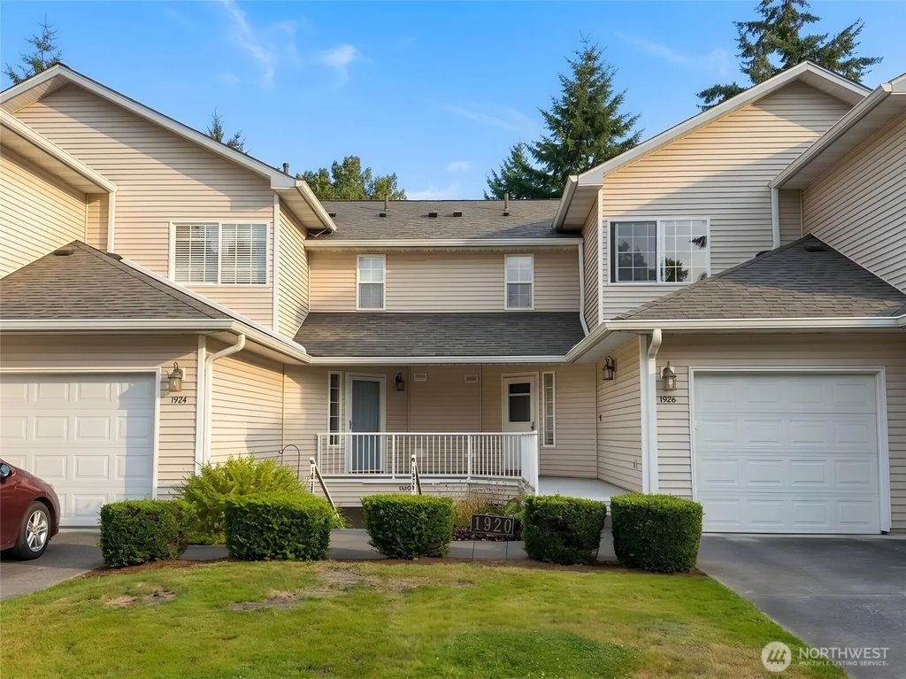 1920 S 368th Place 205, Federal Way