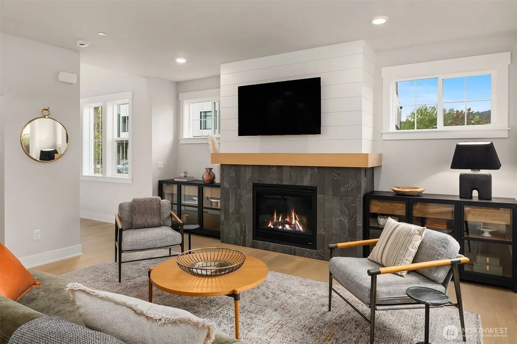 14834 Ne 143rd Place 12, Woodinville