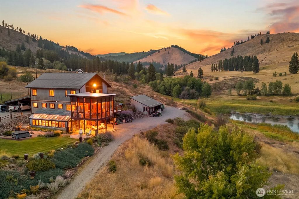 494 Rendezvous Road, Winthrop