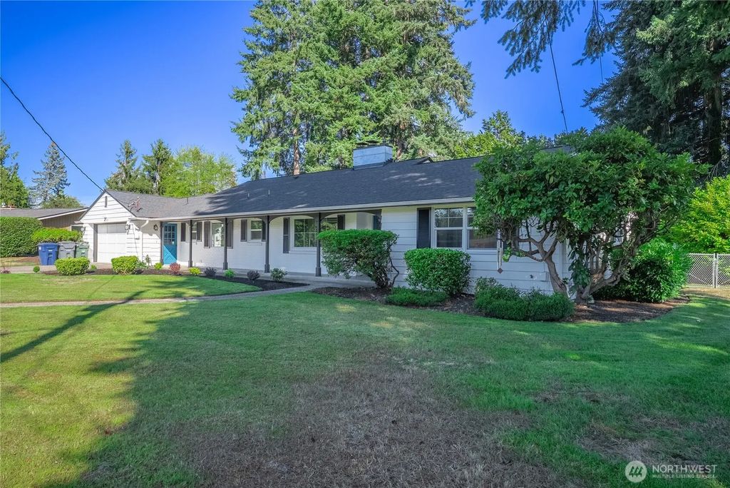 11315 Loma Place Sw, Lakewood