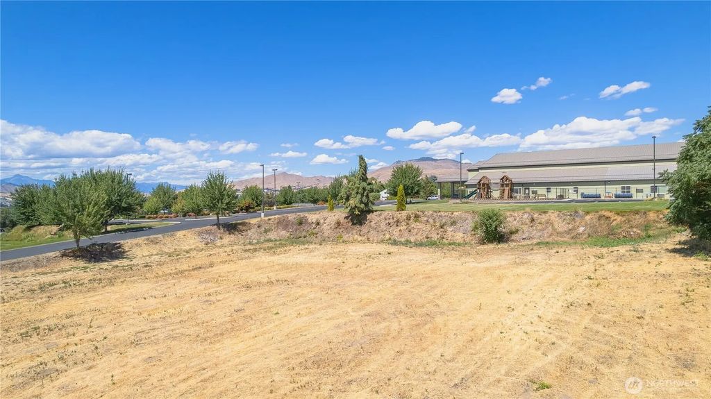 23 Mcelmurry Lane Ne, East Wenatchee