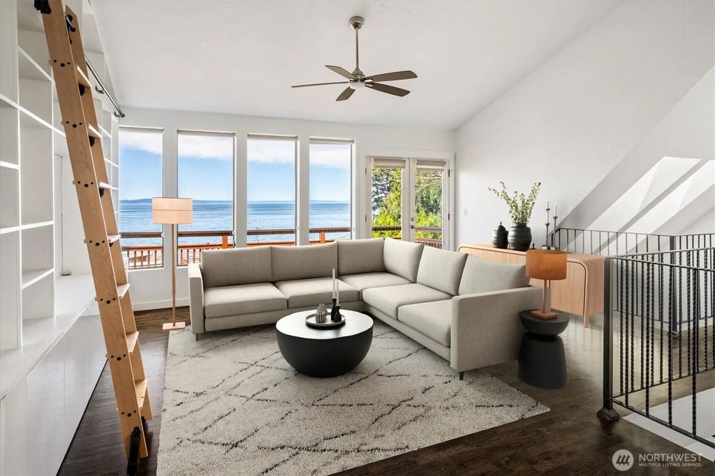 2364 Hobart Avenue Sw, Seattle
