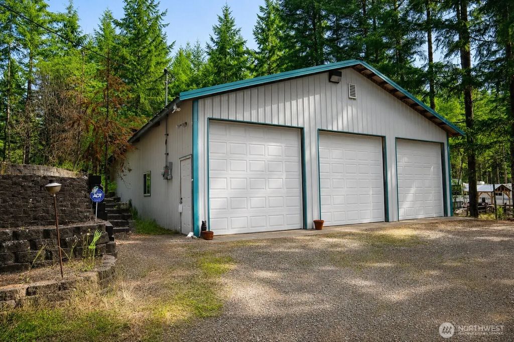 511 Ne Lakeshore Drive N, Tahuya