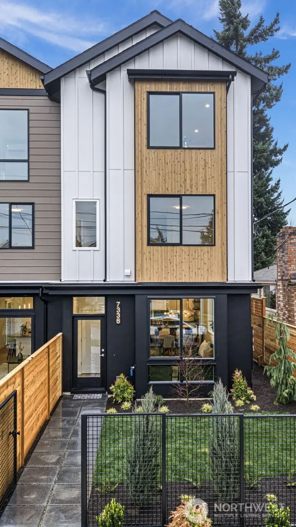 7336 27th Avenue Nw, Seattle