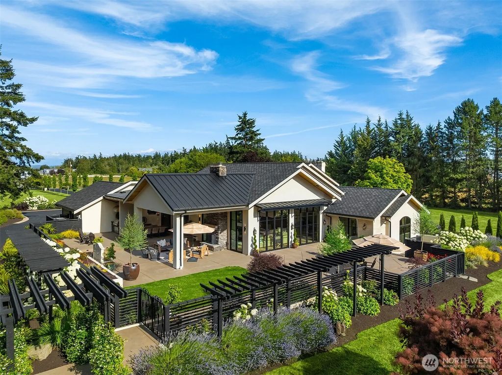 943 N Good Road Road, Camano Island