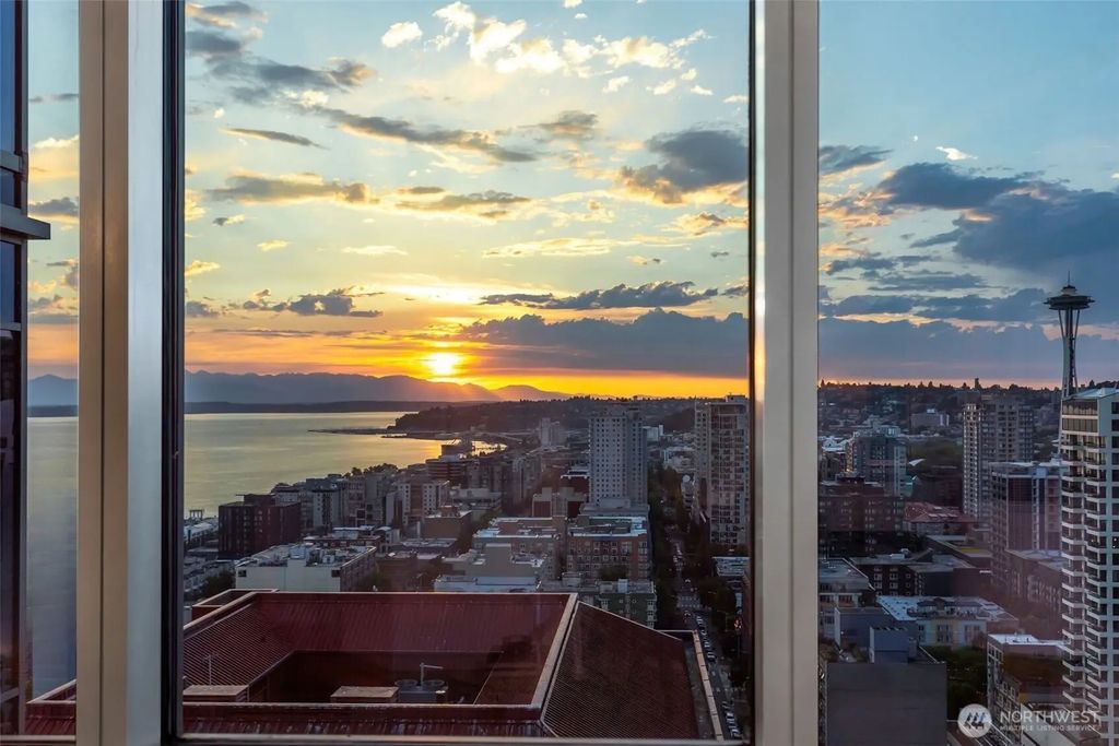 2033 2nd Avenue 2104, Seattle