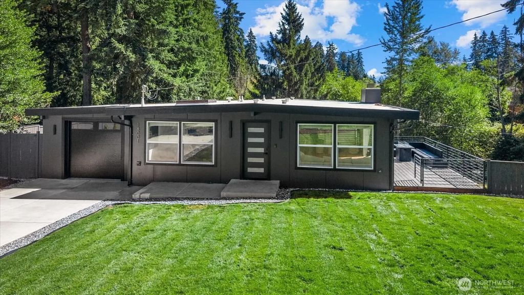 18001 77th Street E, Bonney Lake