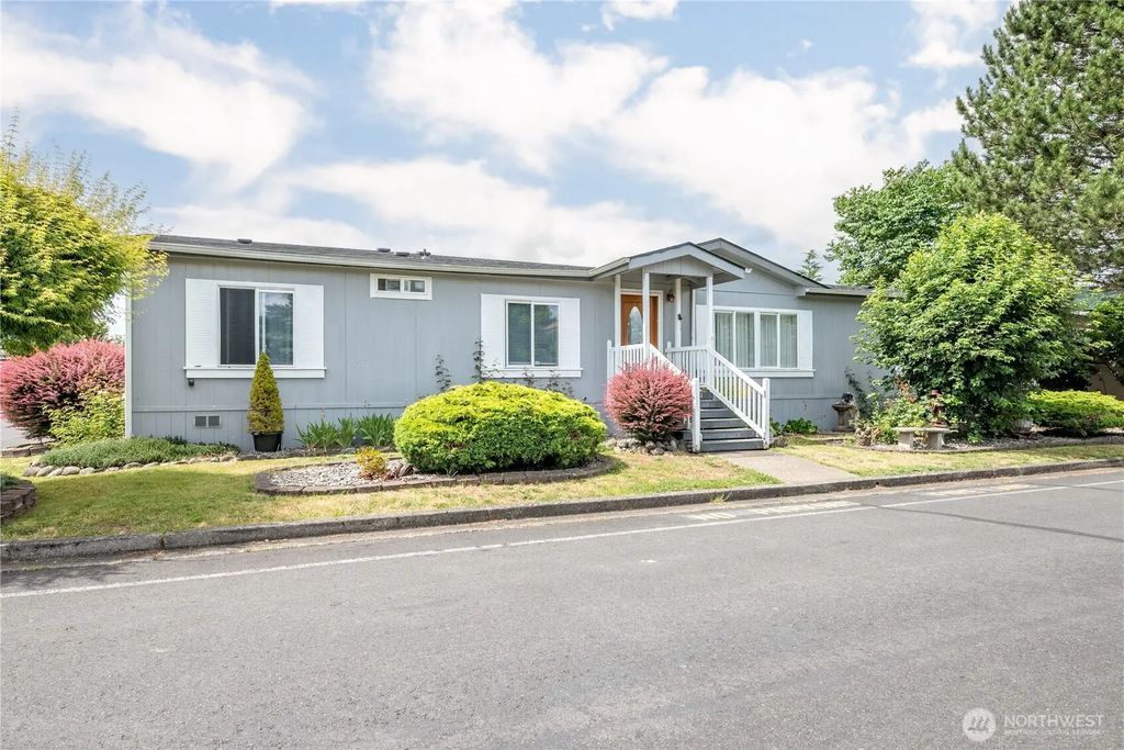 600 Egret Lane, Longview
