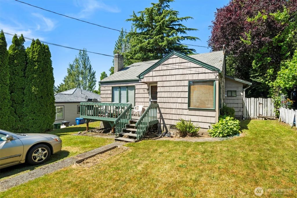 122 Nw 103rd Street, Seattle