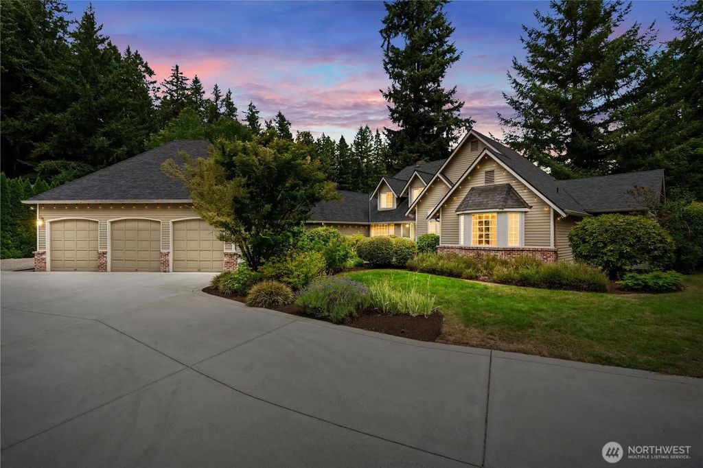 10306 192nd Avenue Ne, Redmond